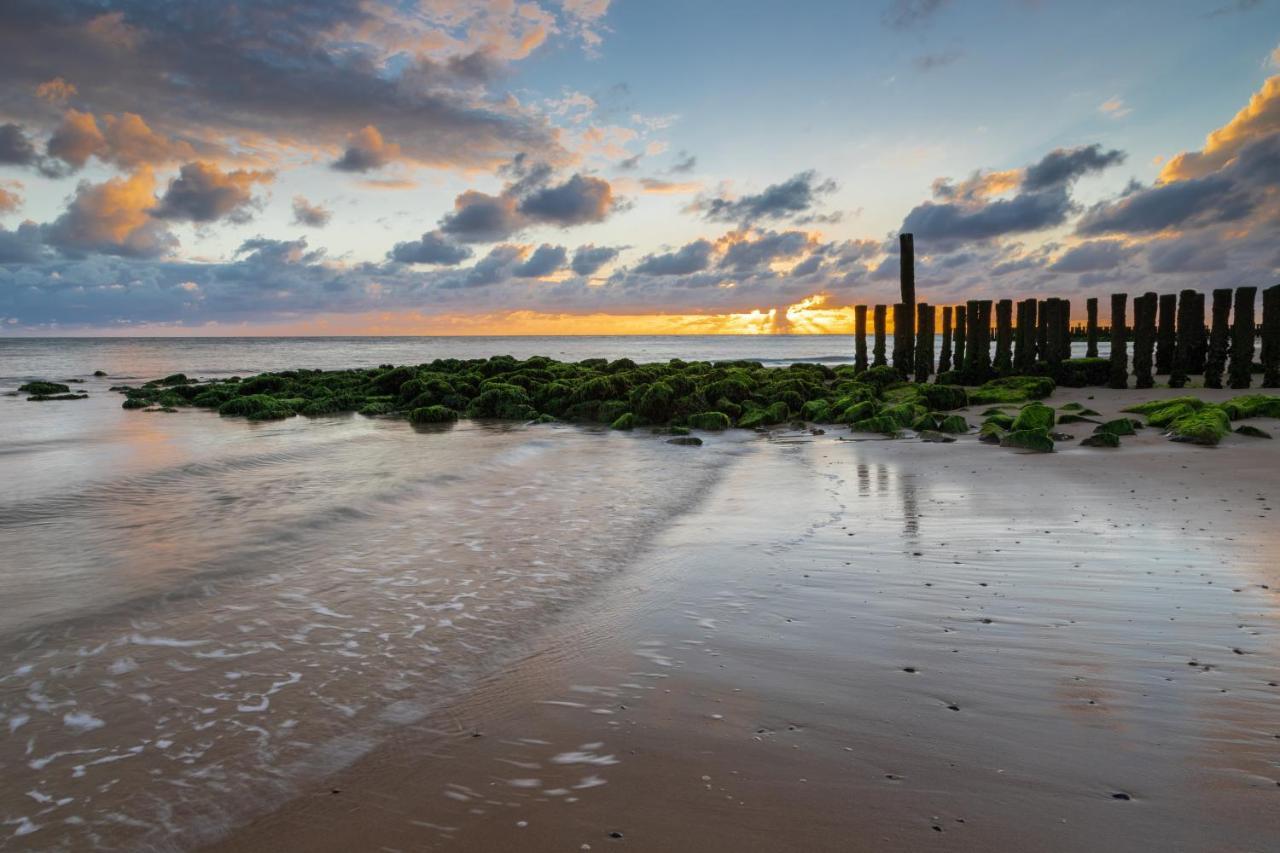 Bed and Breakfast Luxe Kamer Aan Zee Заутеланде Экстерьер фото